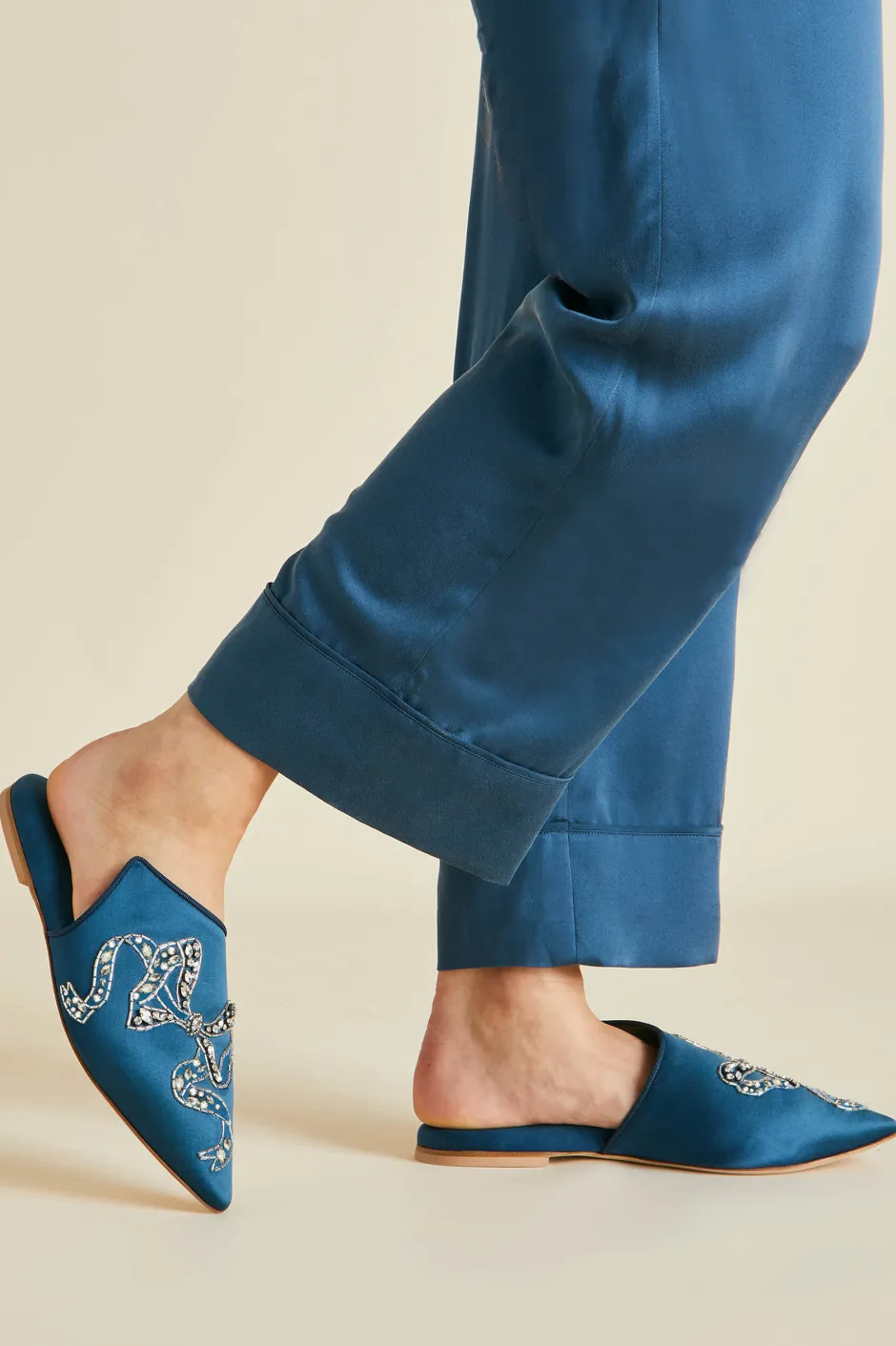 contessa_grace_blue_embellished_slippersin_silk_satin_4.webp Flash Sale Olivia von Halle Contessa Grace Blue Embellished Slippersin Silk Satin