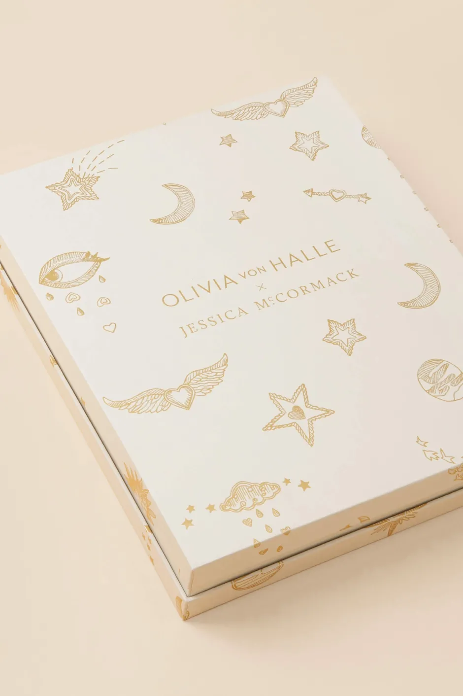 Sale Olivia von Halle Yves Desire pajamasin Silk with Ruby and Diamond Buttons by Jessica McCormack Ivory